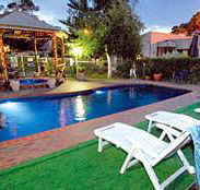 Mirrabooka Units - Maitland Accommodation