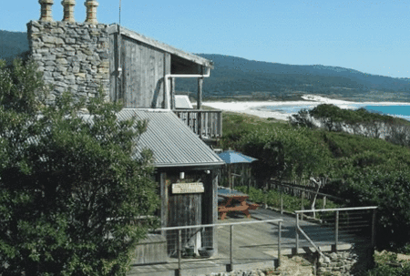 Aurora Beach Cottage - Maitland Accommodation 0