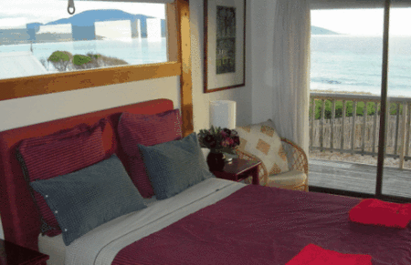 Aurora Beach Cottage - thumb 1
