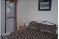 Yakkalla Holiday Cottage - Maitland Accommodation 3
