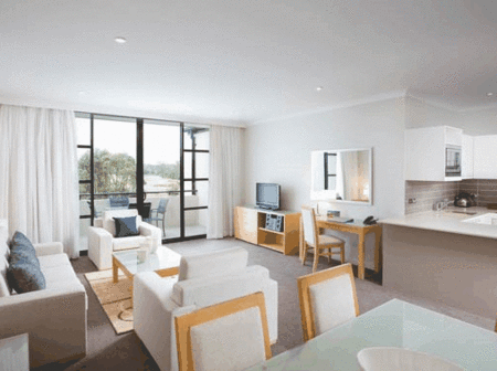 Mantra Kooindah Waters Golf And Spa Resort - Maitland Accommodation 3