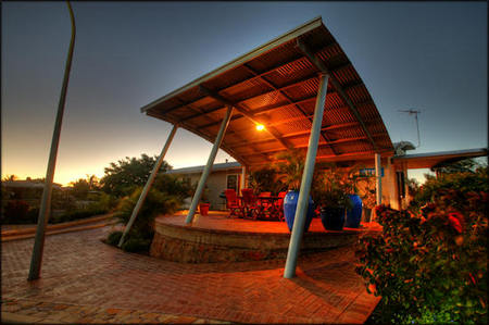 Samson Beach Chalets - Maitland Accommodation 0