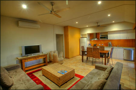 Samson Beach Chalets - Maitland Accommodation 2