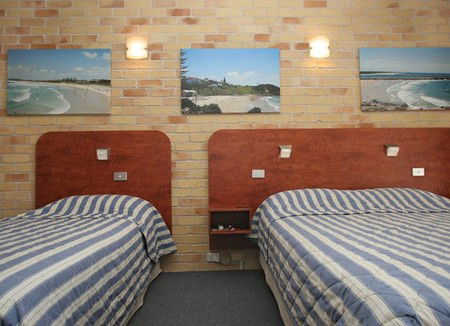 Yamba Beach Motel - Maitland Accommodation 4