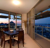 Cairns Luxury Apartments Harbourlights Complex - Maitland Accommodation