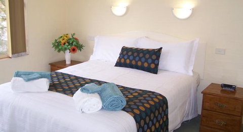 Baywatch Luxury Apartments - Maitland Accommodation 2