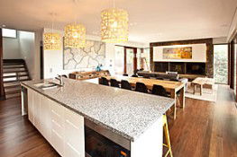 Ayana Beach House - Maitland Accommodation 1