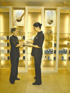 Ella Bache - Queen Street - Maitland Accommodation 1