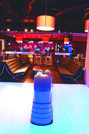 Strike Bowling Bar - EQ - Maitland Accommodation 3