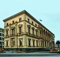 Old Treasury Building - Maitland Accommodation