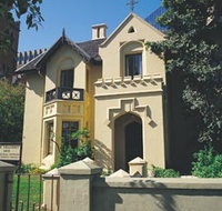 The Deanery - Maitland Accommodation