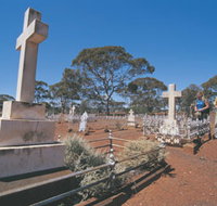 Old Pioneer Cemetery Coolgardie - Maitland Accommodation