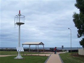 Turnbull Park, Centenary Park And Foreshore - Maitland Accommodation 0