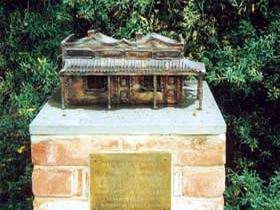 Sculpture Of Beetaloo Reservoir Hotel - Maitland Accommodation 0