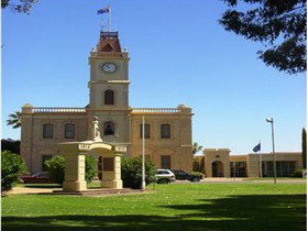 Discovering Historic Kadina Town Walk - Maitland Accommodation 0