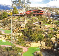Putters Adventure Golf - Maitland Accommodation
