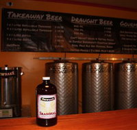 Brewbake at the Big Pineapple - Maitland Accommodation