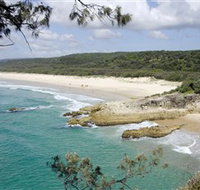 Main Beach North Stradbroke Island - Maitland Accommodation