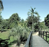 Ingham Memorial Gardens - Maitland Accommodation