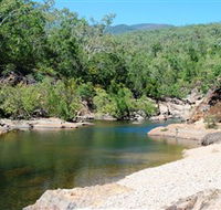 Mount Elliot Bowling Green Bay National Park - Maitland Accommodation