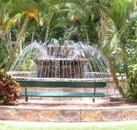 Bauer and Wiles Memorial Fountain - Maitland Accommodation