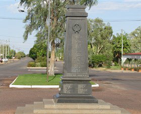 Winton War Memorial - Maitland Accommodation 0