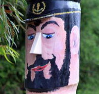 Maryboroughs Bollards - Maitland Accommodation