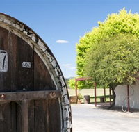 St Huberts Cellar Door  Vineyard - Maitland Accommodation
