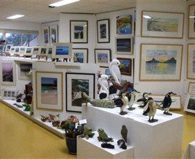 Huskisson Gallery And Picture Framing - Maitland Accommodation 0