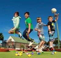 Illawarra Golf Complex - Maitland Accommodation