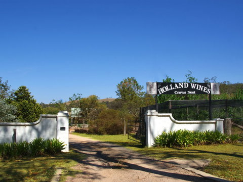 Holland Wines - Maitland Accommodation 3