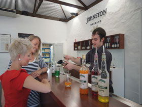 Johnston Oakbank Cellar Door - Maitland Accommodation 2