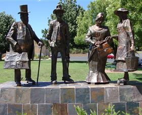 Dad, Dave, Mum And Mabel - Maitland Accommodation 0