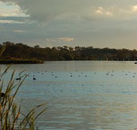 Lake Inverell Reserve - Maitland Accommodation