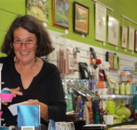 Artists on Parade Art Gallery - Maitland Accommodation