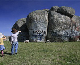 Thunderbolts Rock - Maitland Accommodation 0
