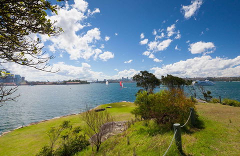 Clark Island - Maitland Accommodation 2