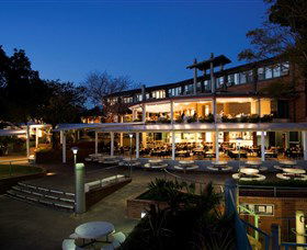 Newport Arms Hotel - Maitland Accommodation 5