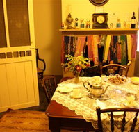 Roughley House and The Pines - Maitland Accommodation