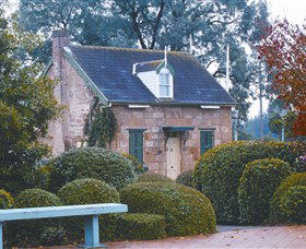 Campbelltown Heritage Walk - Maitland Accommodation 5