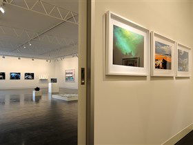 Hugo Michell Gallery - Maitland Accommodation 3