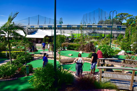 Thornleigh Golf Centre - Maitland Accommodation 11