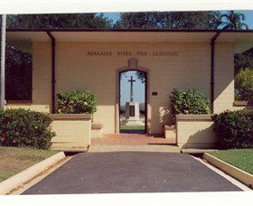 Adelaide River War Cemetery - Maitland Accommodation 1