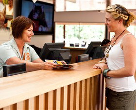 Savannah Visitor Plaza, Taronga Western Plains Zoo Dubbo - Maitland Accommodation 6