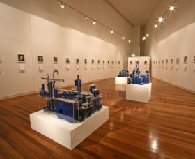 Wagga Wagga Art Gallery - Maitland Accommodation 0