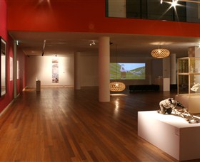 Wagga Wagga Art Gallery - Maitland Accommodation 2