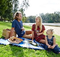 Wagga Beach - Maitland Accommodation