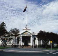 Museum of The Riverina - Historic Council Chambers Site - Maitland Accommodation