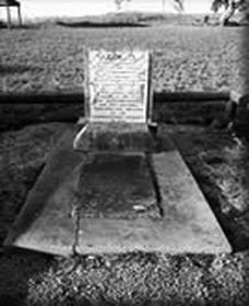 Grave Of Yuranigh - Maitland Accommodation 0