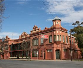 Culcairn Hotel - Maitland Accommodation 0
